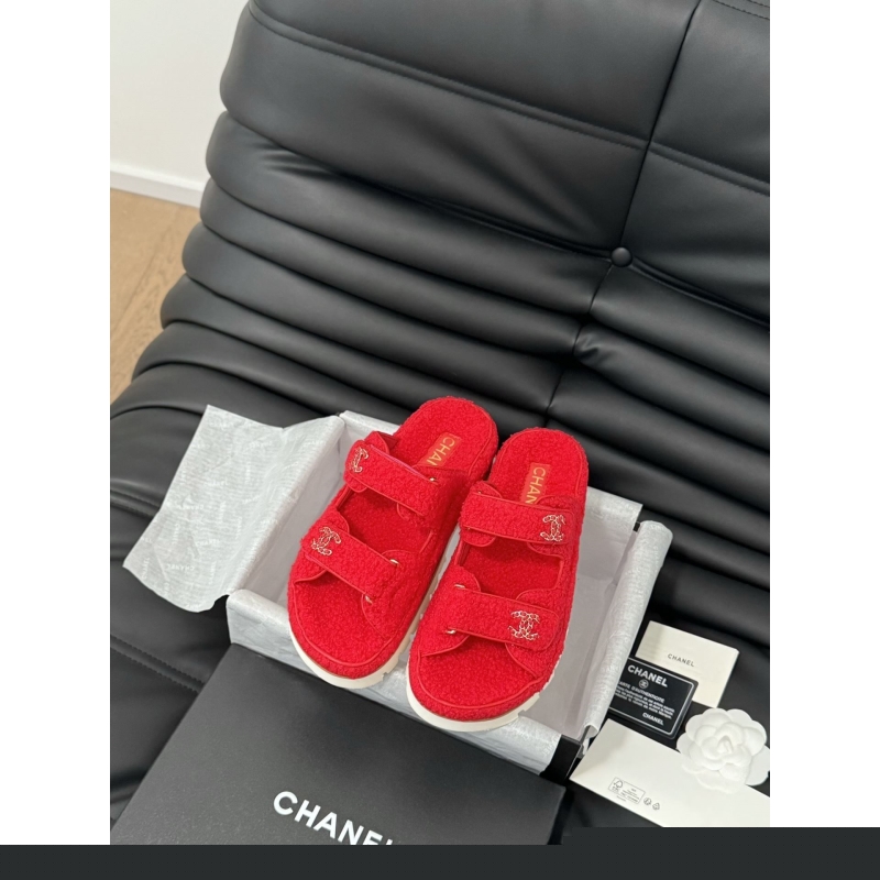 Ch*el slippers